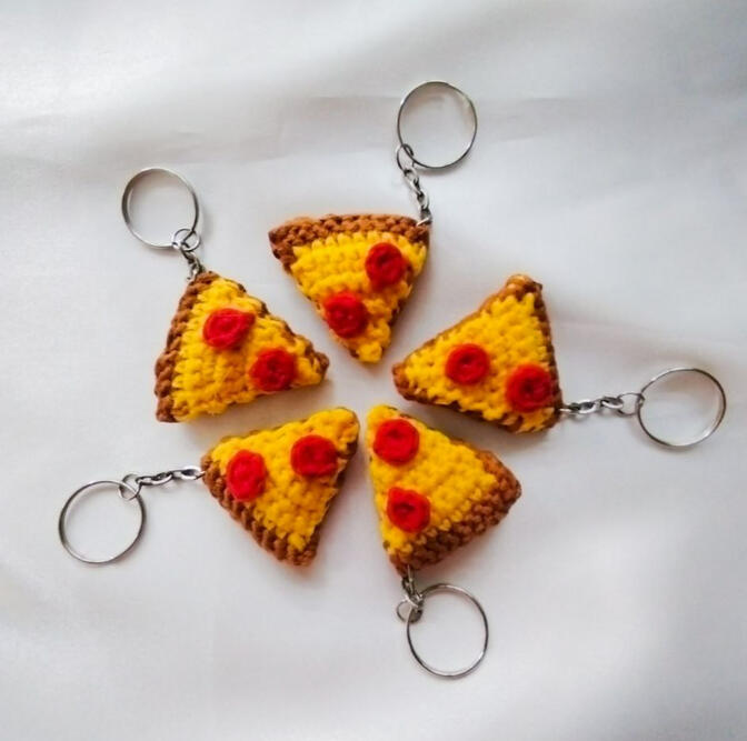 Pizza Keychain - Php 40